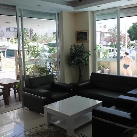 Hotel North Point 4*
